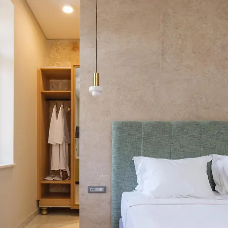 Hotel The Alma *