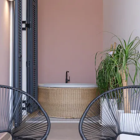 The Alma Hotel