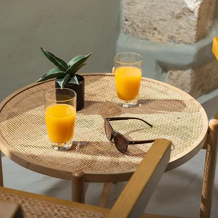 The Alma * خانيا